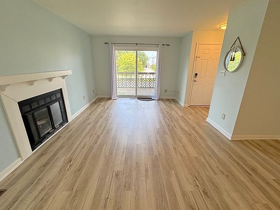 5th image of 741 W Ocean View Ave APT B