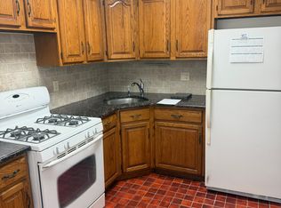 1830 Seabury Pl, Peekskill, NY 10566