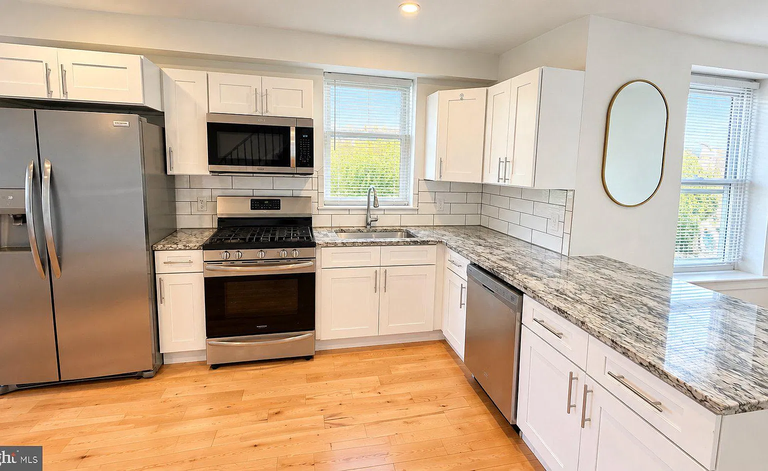 3 bed, 2.0 bath, 2268 sqft, $2,300 — Photo 1