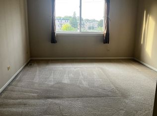 2124 W Adobe Dr, Addison, IL 60101