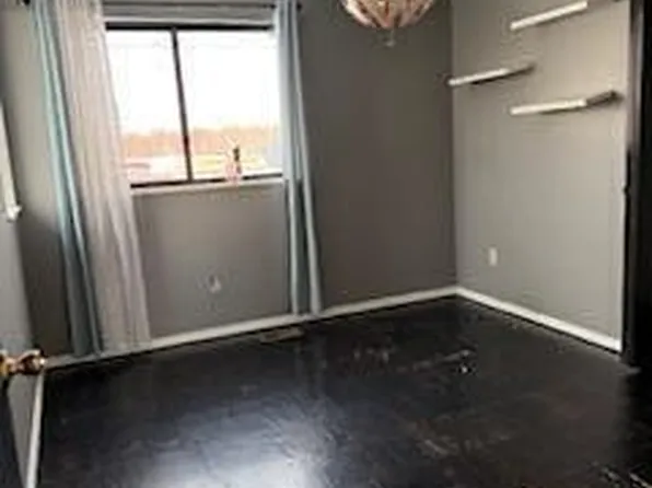 9200 Sea Parrot Cir, Anchorage, AK 99515