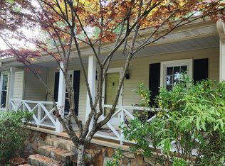 1025 Ridgedale Dr, Lawrenceville, GA 30043
