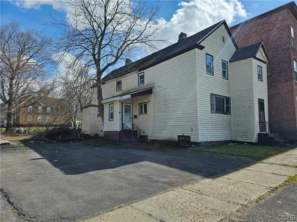 321 Saint Anthony St, Utica, NY 13501