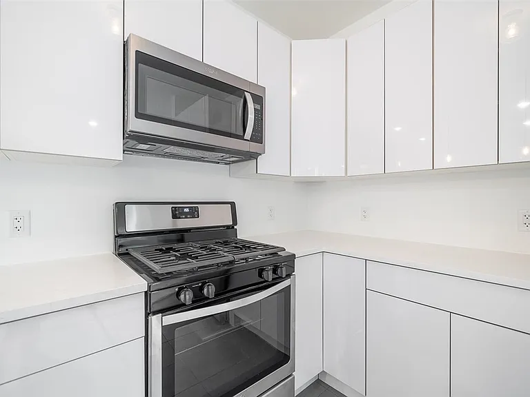 8621 River Rd #6D — Photo 9
