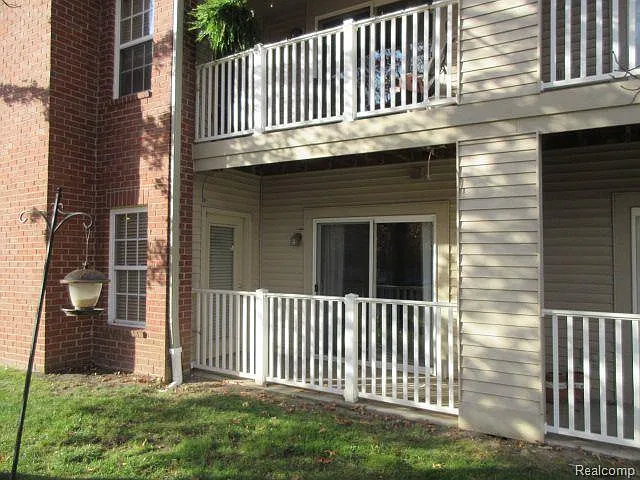 4192 Berkeley Ave — Photo 2