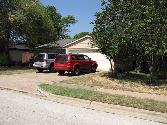 3rd image of 6013 Kary Lynn Dr