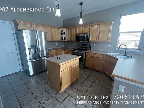 4th image of 3907 Aldenbridge Cir