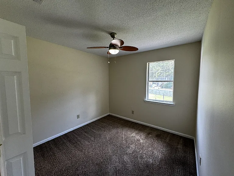 1100 Pineland Ave #9A — Photo 11