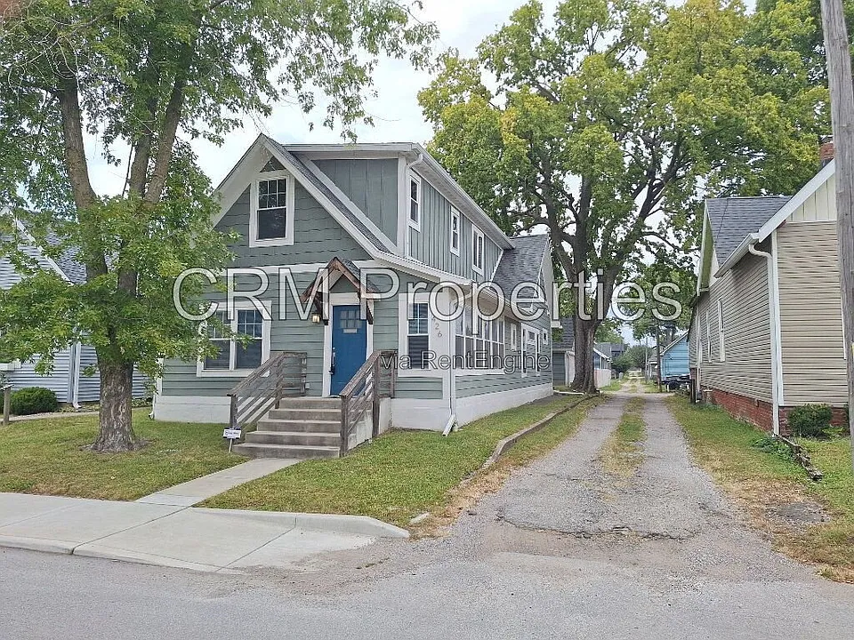 426 Parkway Ave