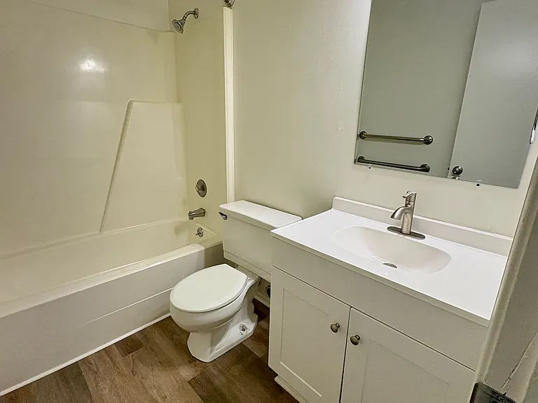 3624 Pine Oak Ave SW #101 — Photo 10