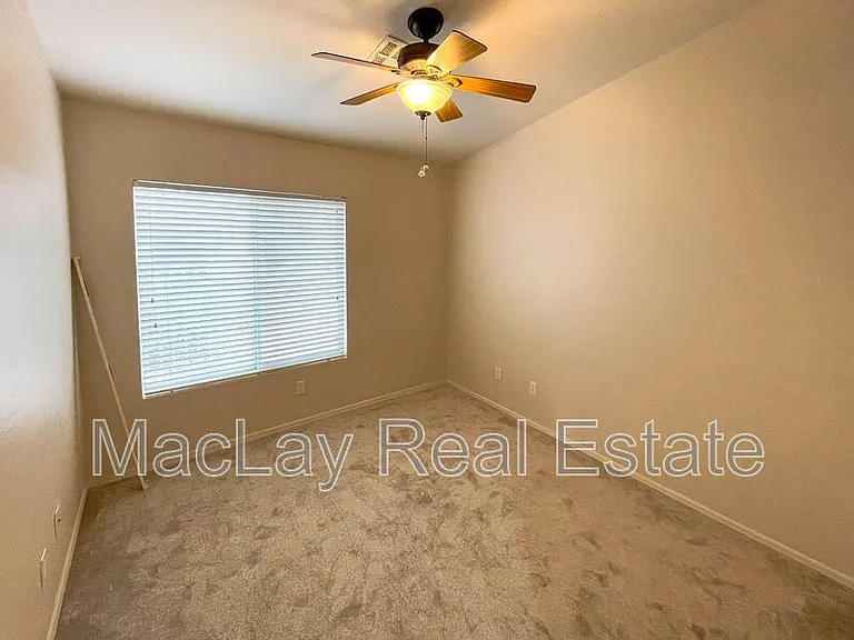 23143 W Lasso Ln — Photo 14