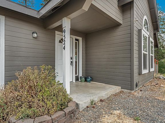 2nd image of 9524 Oro Fino Rd