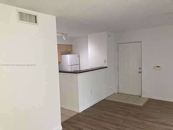 4th image of 4271 San Marino Blvd APT 107