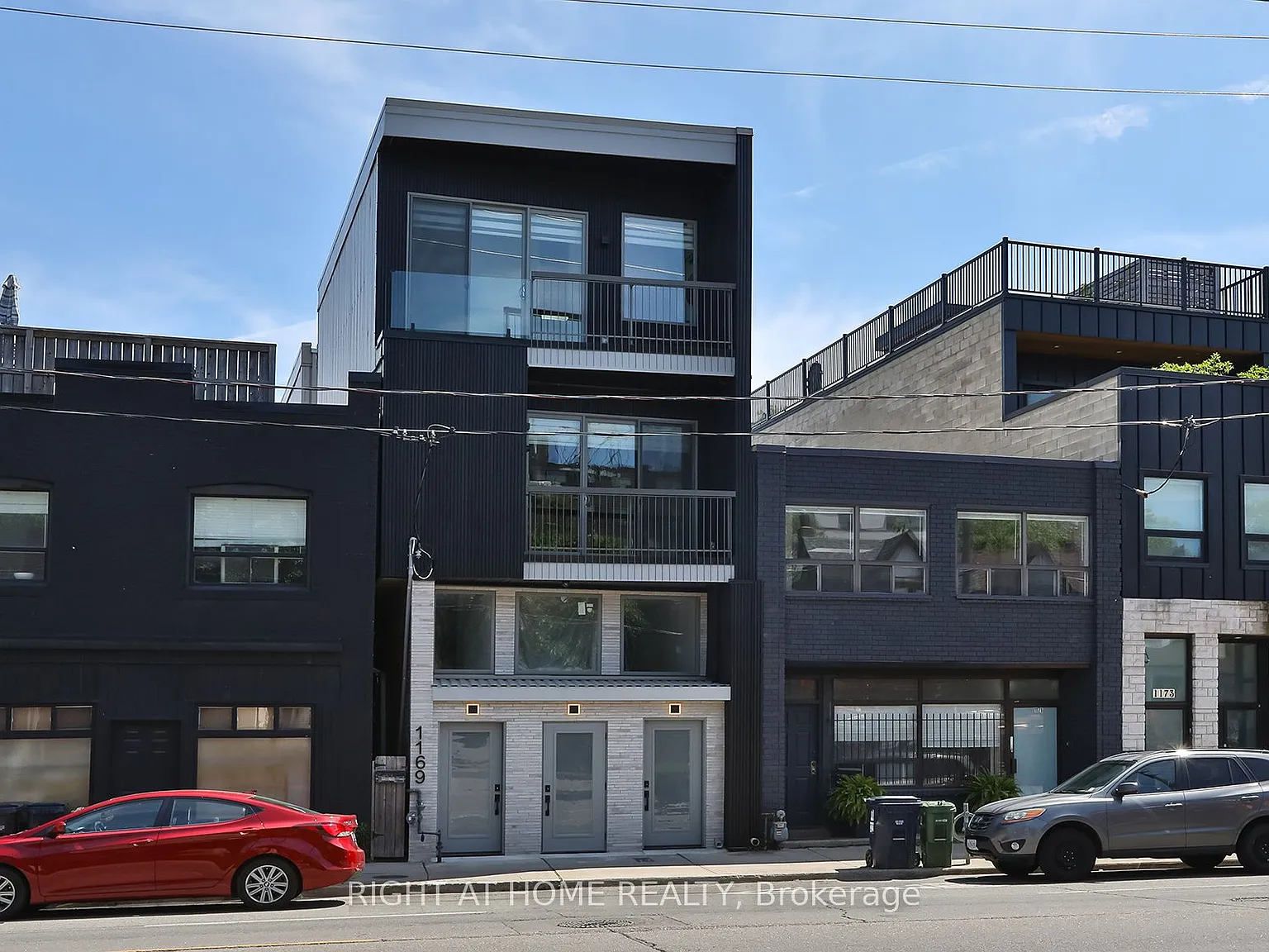 2 bed, $3,550 — Photo 1