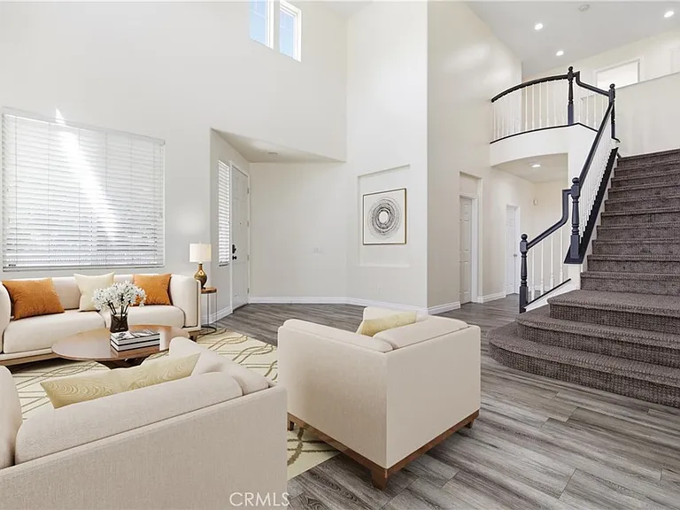23964 Old Pomegranate Rd — Photo 4