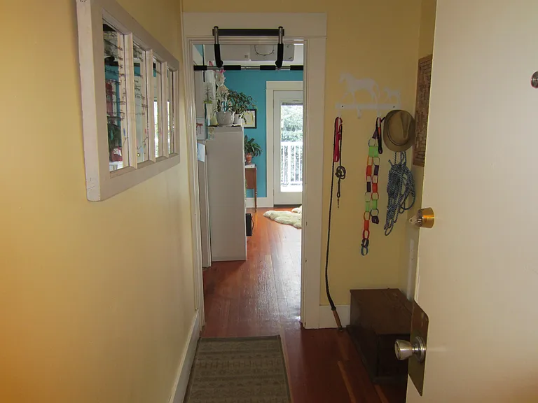 220 SE Gladstone St #1 — Photo 11