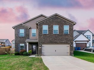 172 Waterside Dr, Georgetown, KY 40324