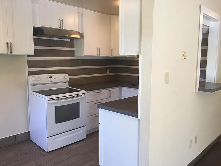205 Muir Rd #D — Photo 2