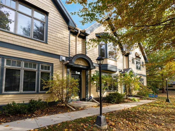 2307 East Stratford COURT #B, Shorewood, WI 53211