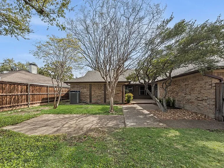 6943 Mill Falls Dr — Photo 18