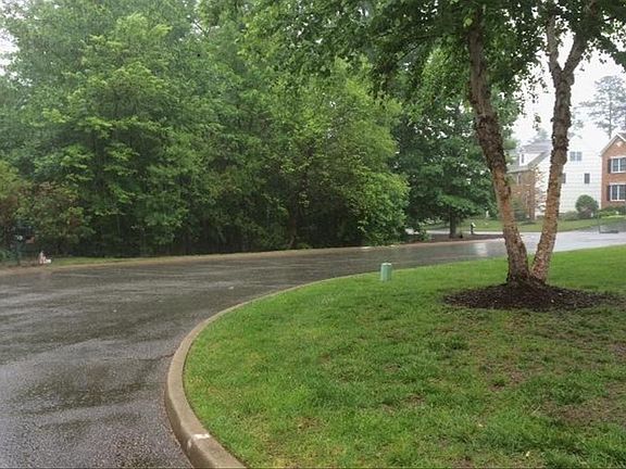 5th image of 5105 Windy Hollow Ct