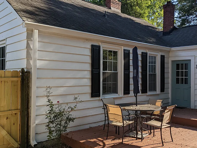 209 E Faris Rd — Photo 23