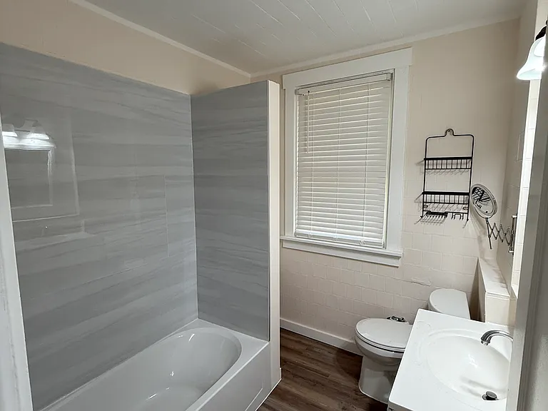 1331 Methyl St — Photo 7