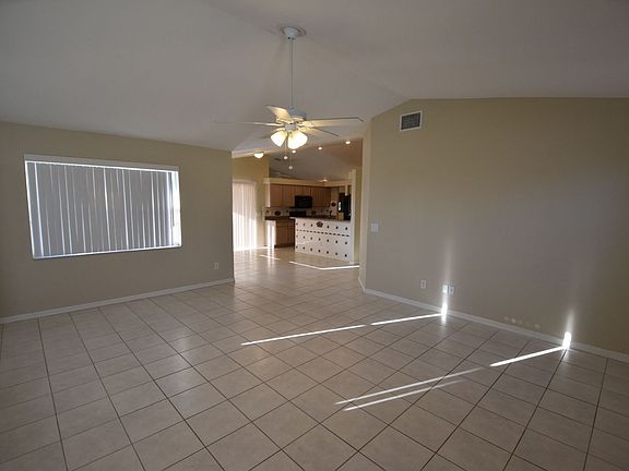 3rd image of 4315 SW 21st Pl