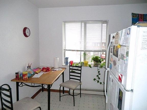 4th image of 712 Cedar Dr APT 18