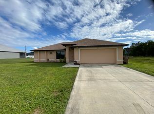 516 NW 5th Ter, Cape Coral, FL 33993