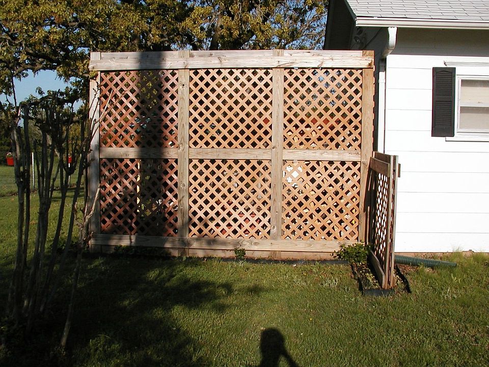 2nd image of 200 N Bryan Ave