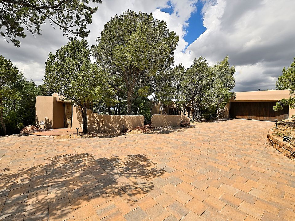1st image of 1244 N Summit Dr
