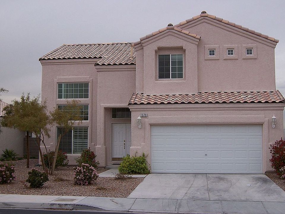 Quiet gated community!