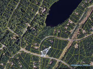 416 Hummingbird Ct, Bushkill, PA 18324