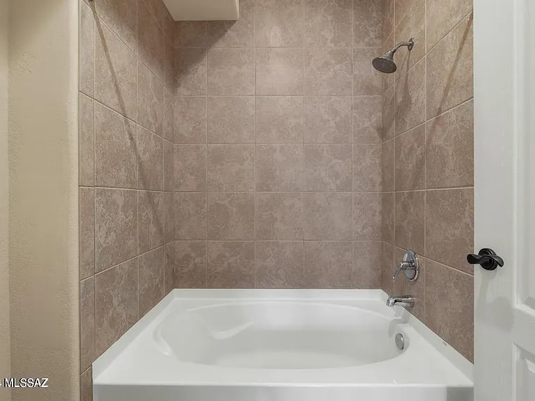2550 E River Rd #4103 — Photo 17