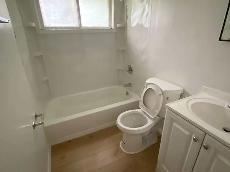 111 Andrew Ave #4 — Photo 10