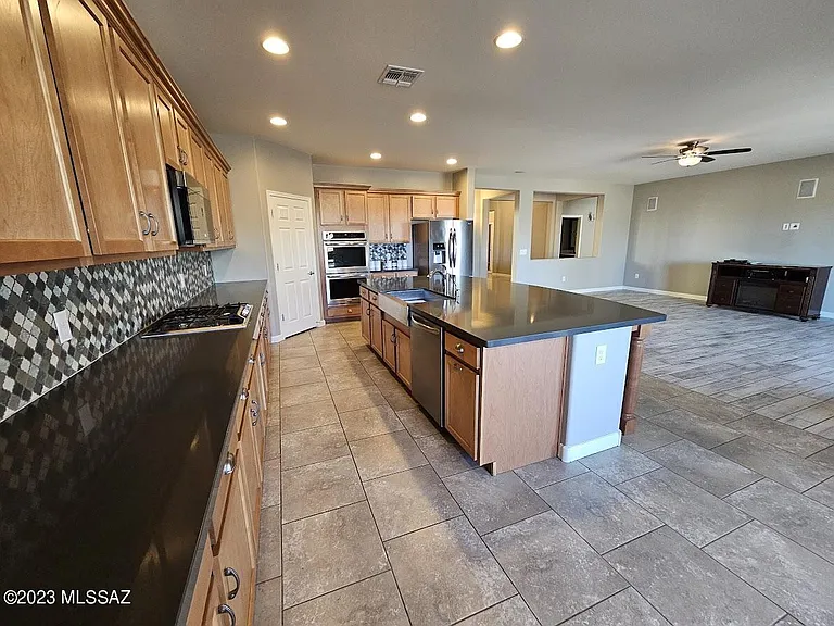 9831 N Melandra Way — Photo 12
