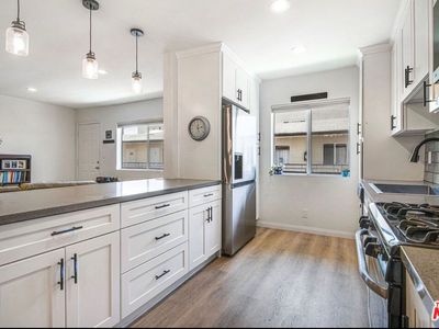 4358 Mammoth Ave APT 26, Sherman Oaks, CA, 91423