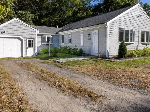 172 Holliston St, Medway, MA 02053