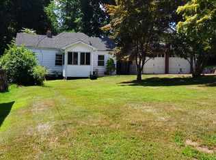 34 Ten Eyck St, Stony Point, NY 10980