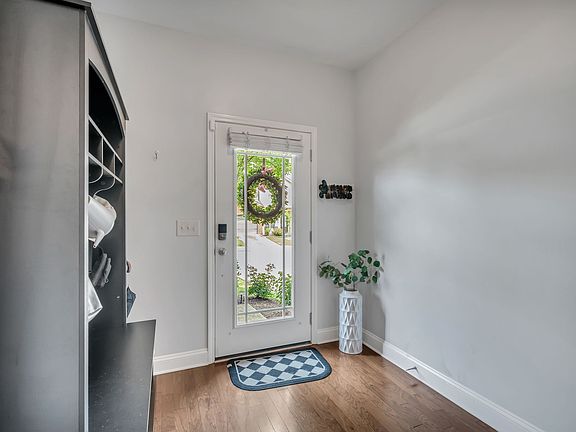 2nd image of 1119 Woodbury Falls Ct