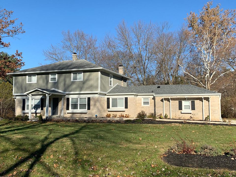 1st image of 604 W 77th Street South Dr