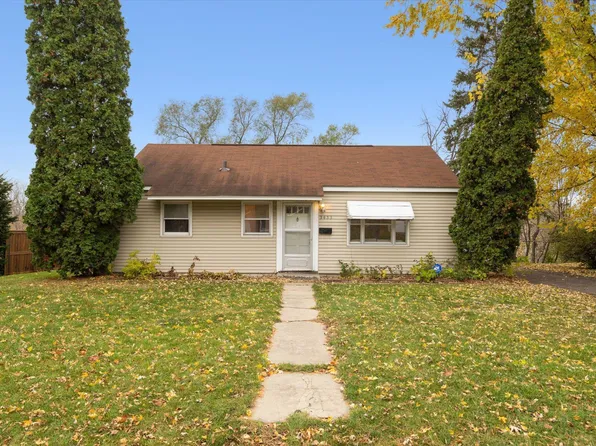 3433 Perry Ave N, Crystal, MN 55422