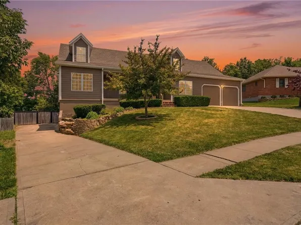 12104 E 78th Ter, Kansas City, MO 64138