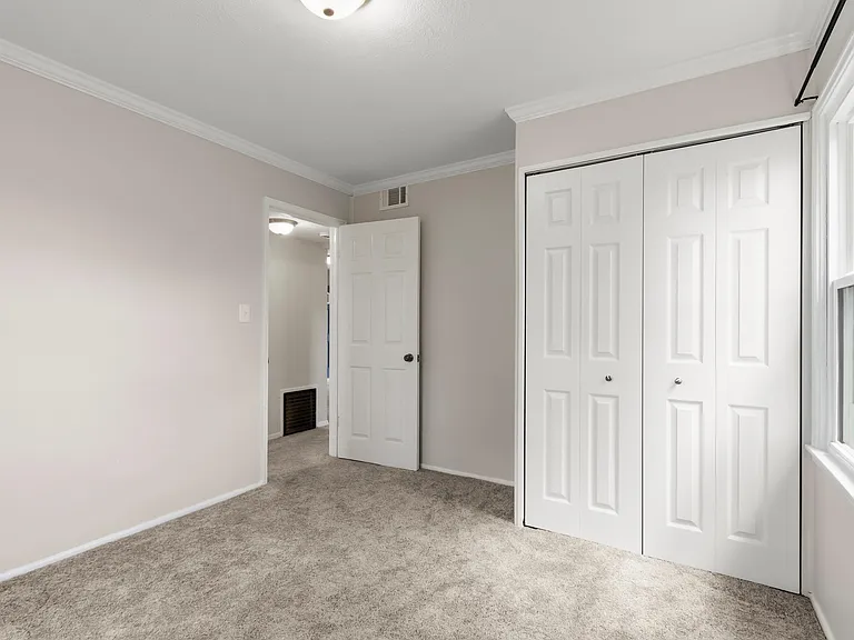 5209 N Glen Elm Dr — Photo 16