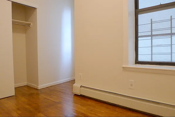 Rented by Compass | media 22