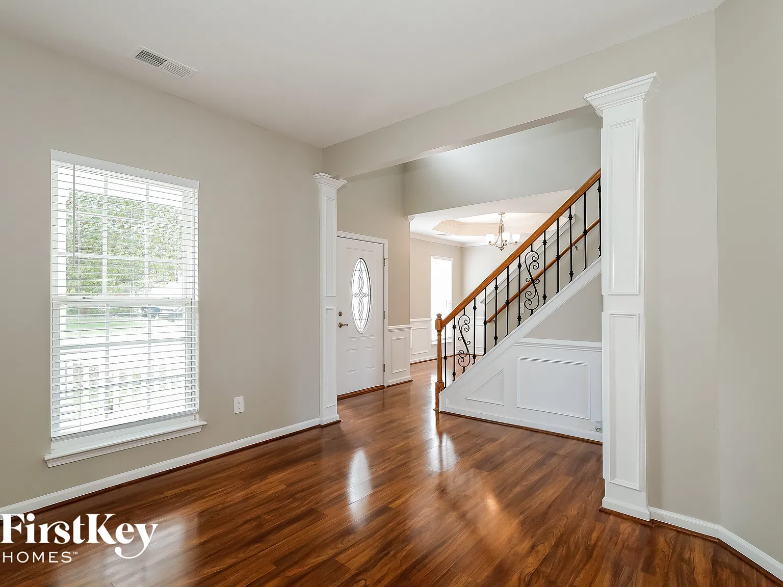 4 bed, 2.5 bath, 2186 sqft, $2,920 — Photo 4