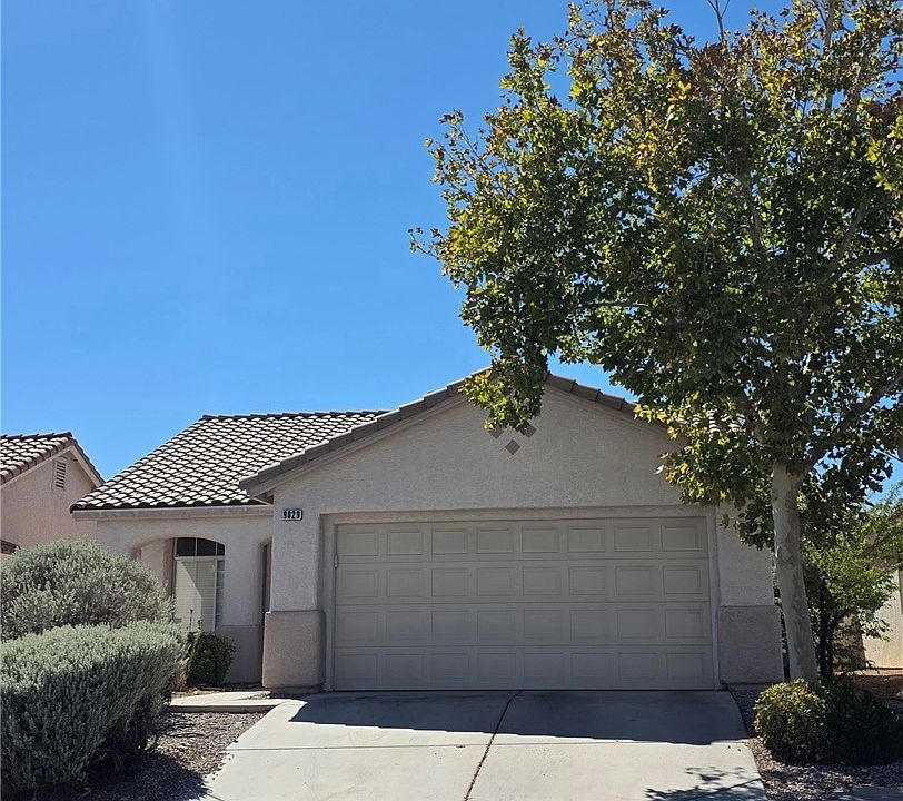 1st image of 9829 Ridge Creek Pl
