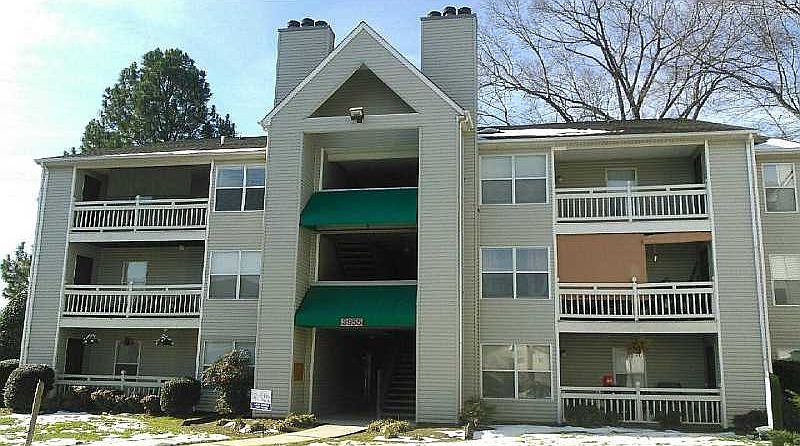 1st image of 3955 Palomino Dr APT 203