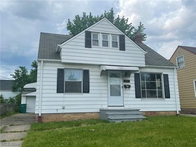 19297 Stockton Ave, Maple Heights, OH 44137 | Zillow